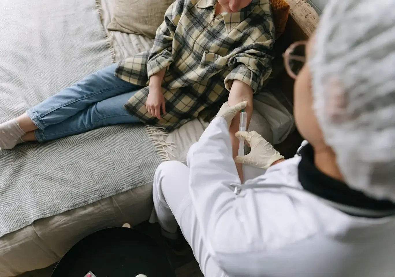 Terapia uzależnień Płock: rozmowa terapeutyczna na kanapie